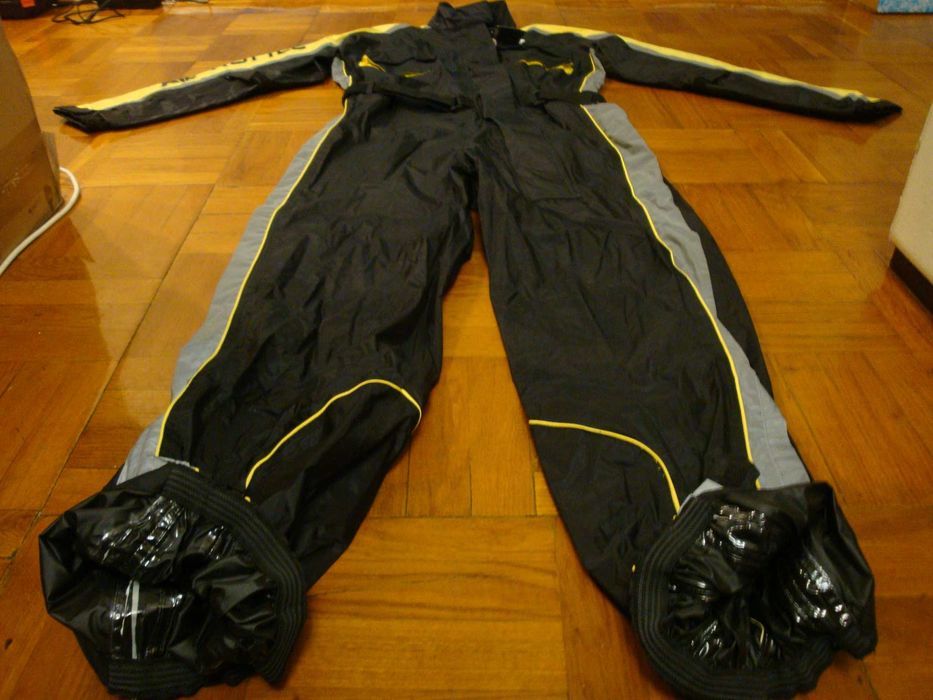 Дождевик-комбинезон CRANE , размер S-M ( 48-50 )