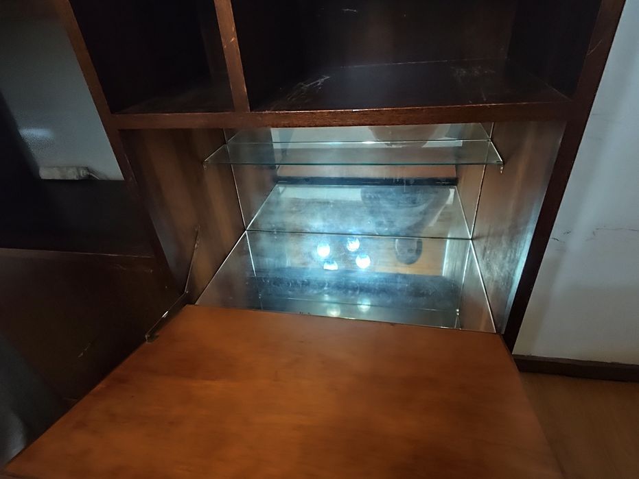 Móvel de sala para restauro