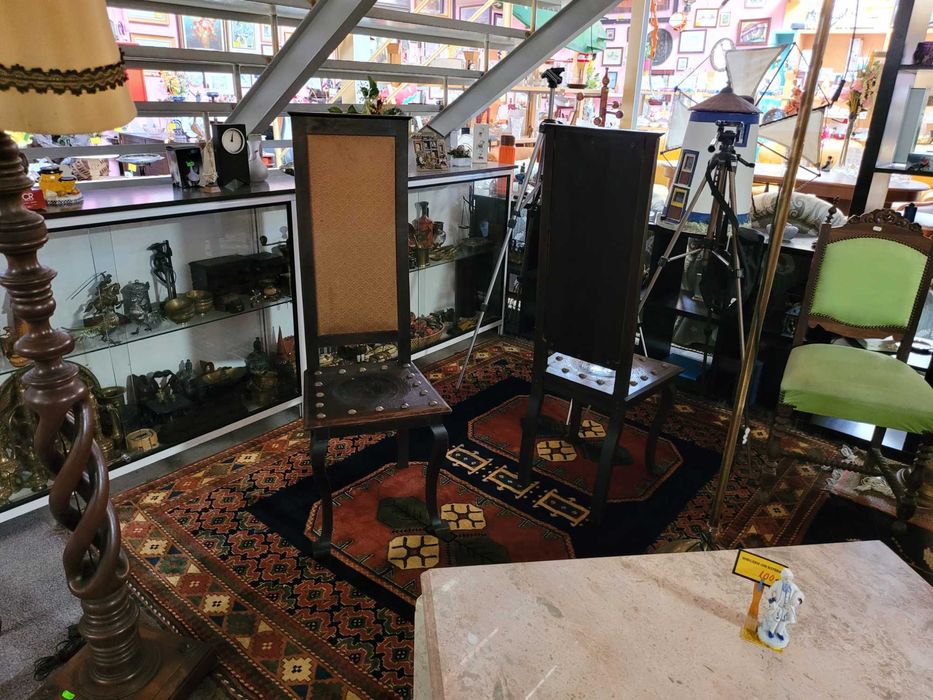 Cadeiras antigas em madeira couro e tecido - óptimo estado - V