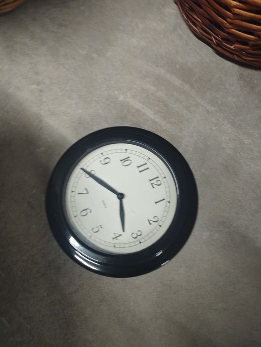 Various used items in good condition64551355779842127