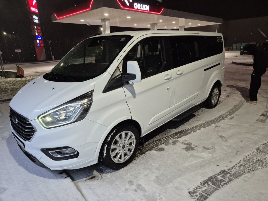 Wynajem Busa 8-osobowy automat