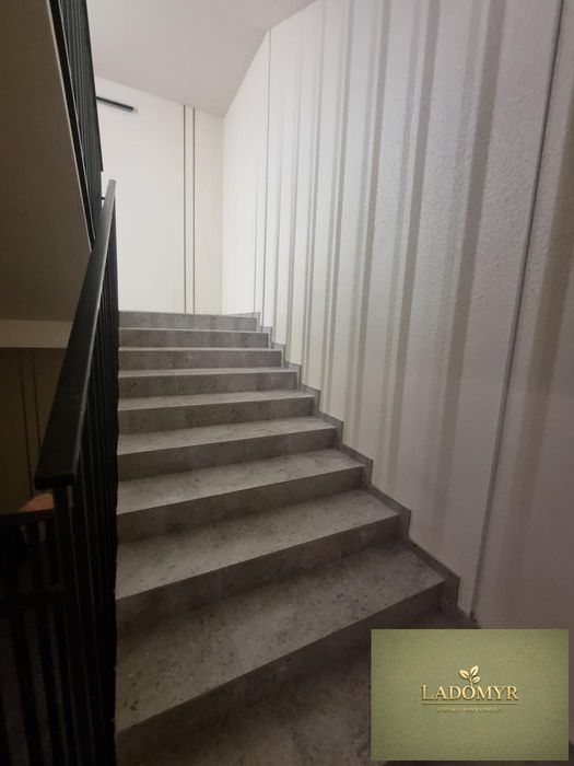 Продаж / Квартира / Провулок, Бармаки