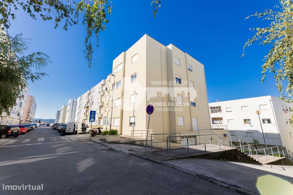 T2 p/ investimento sito em Lomar, Braga