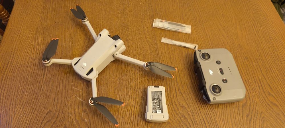 Dron DJI Mini 3 Pro