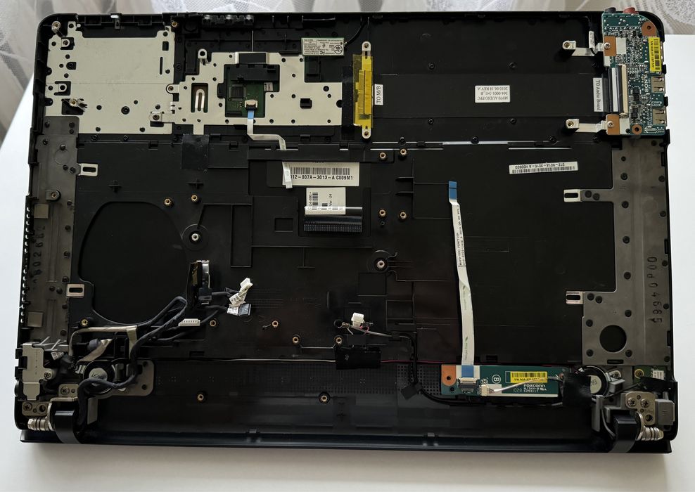 Laptop Sony Vaio | VPCEB3M1E | PCG-71211M | uszkodzony