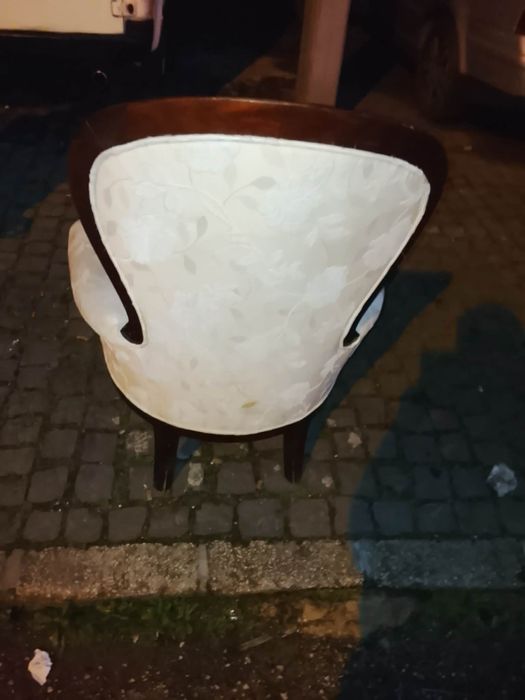 Cadeirao com repouso de pés