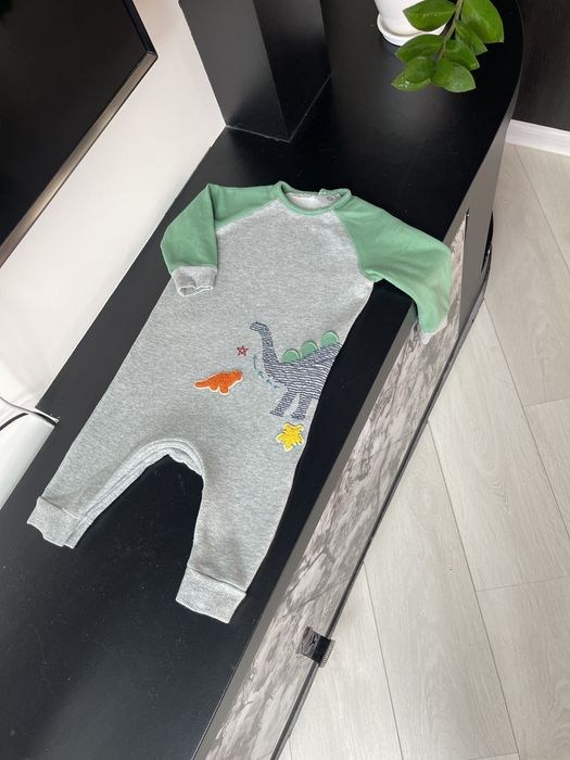 Ромпери, чоловічки, кофти, штани Puma, Next, Zara, H&M, джинси Levis