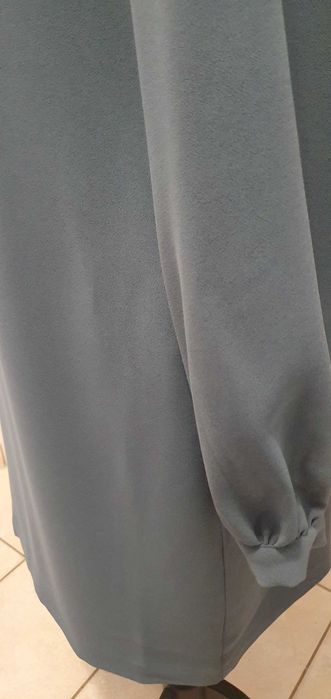 Sukienka z długim rękawem