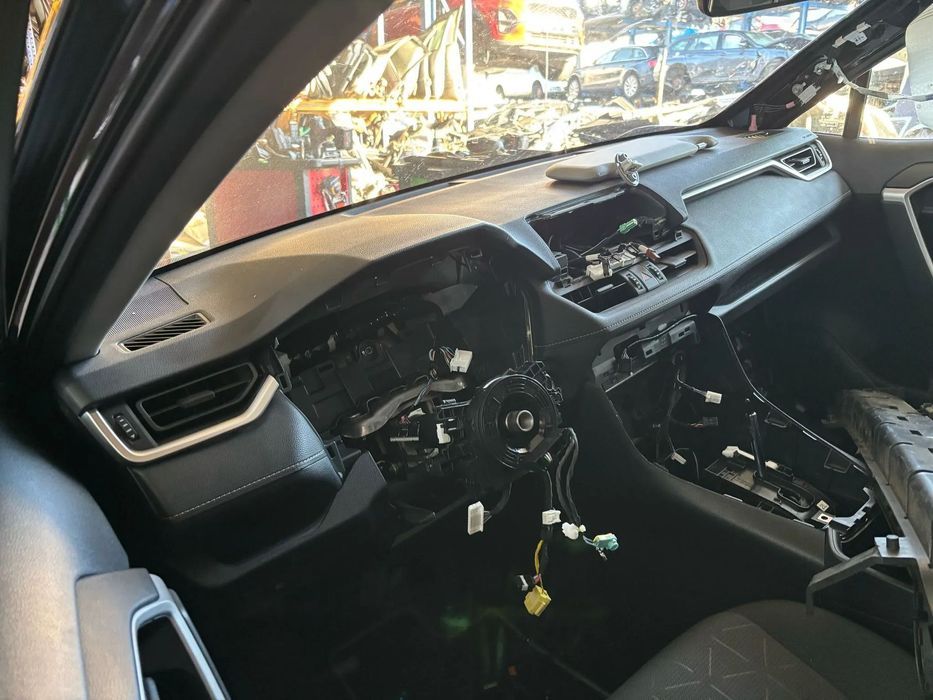 Peças Toyota Rav-4 Hibrido do ano 2024