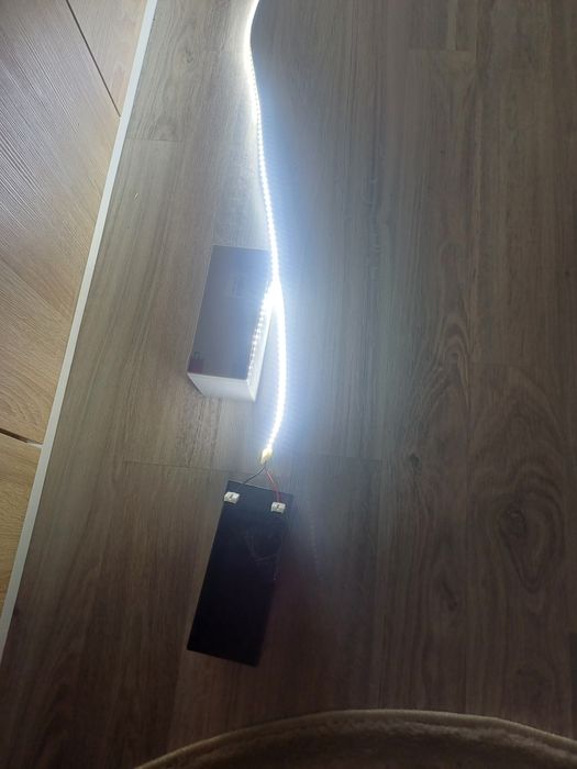 Продаж  Акб 12v7A