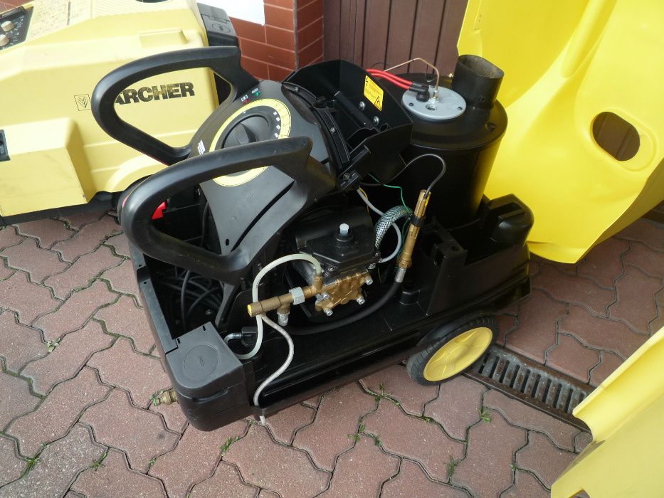KARCHER HDS 855 CI na gorącą wodę - myjka ciśnieniowa