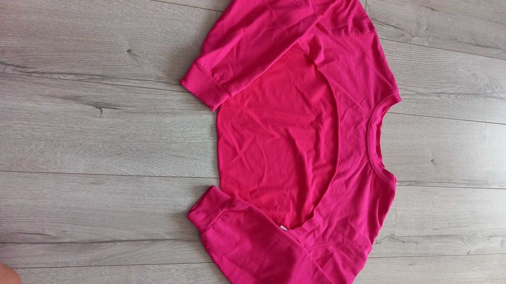 Reserved t-shirt narzutka crop top rozm. XS