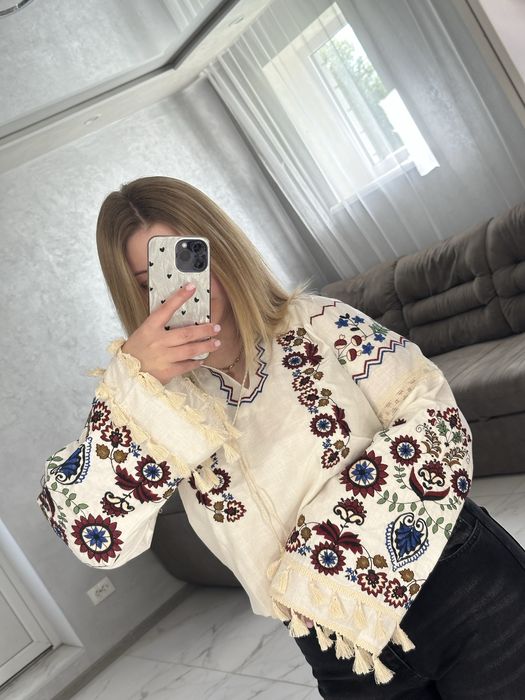 Жіночі вишиті сорочки , від S до L