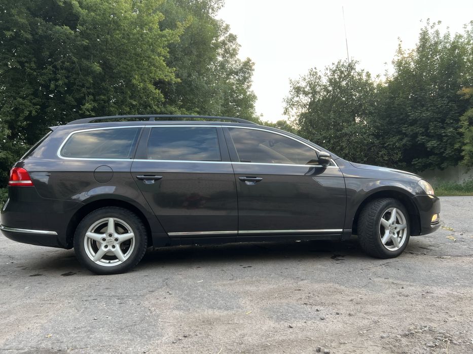 Продам автомобіль Volkswagen Passat b7 1.6 дизель