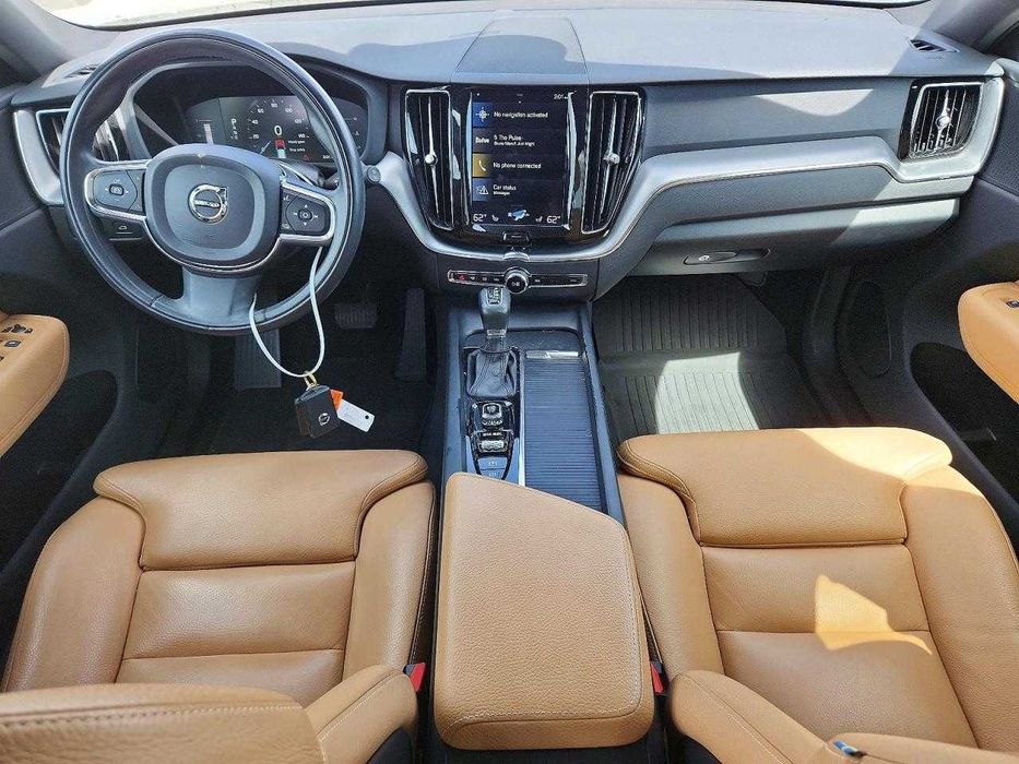 2019 Volvo XC60 t5 MOMENTUM