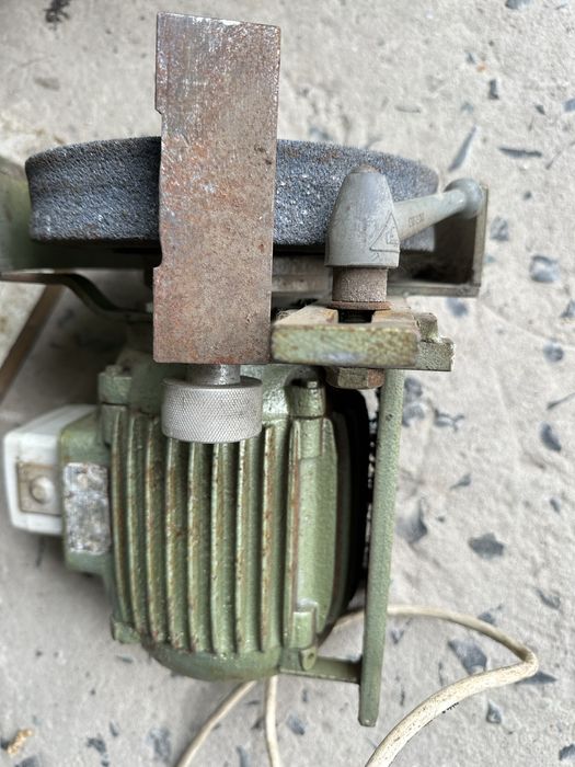 Точільний станок Німецький