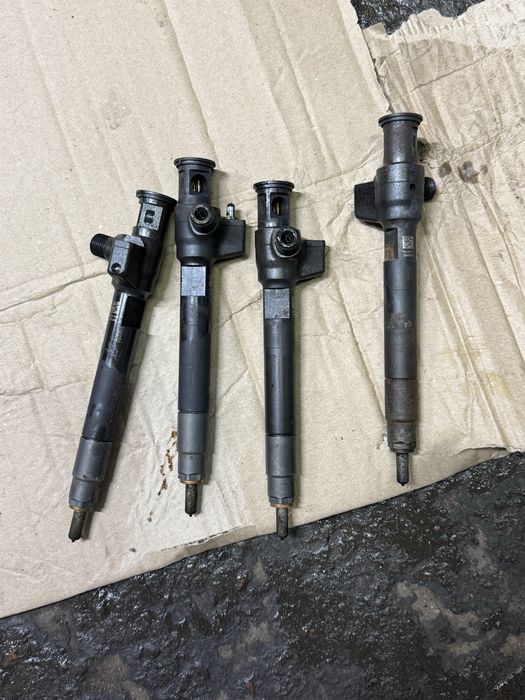 Форсунки тнвд citroen c5aircros peugoet 2.0 hdi 228602943