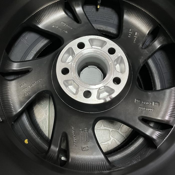 Хороший практично новий комплект дисків R18.5.114,3 hyundai , kia