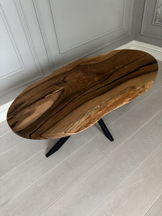 Журнальний столик