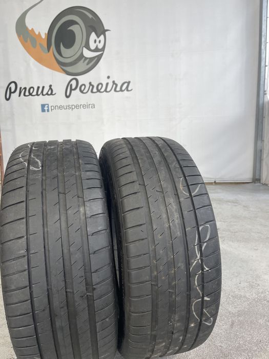 Pneus 235-45r18 Michelin Eletrico como novos