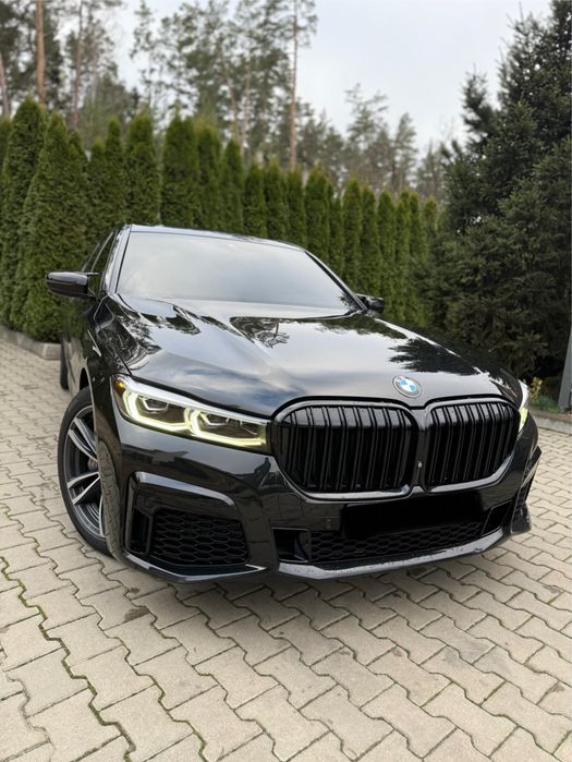 BMW 7-series