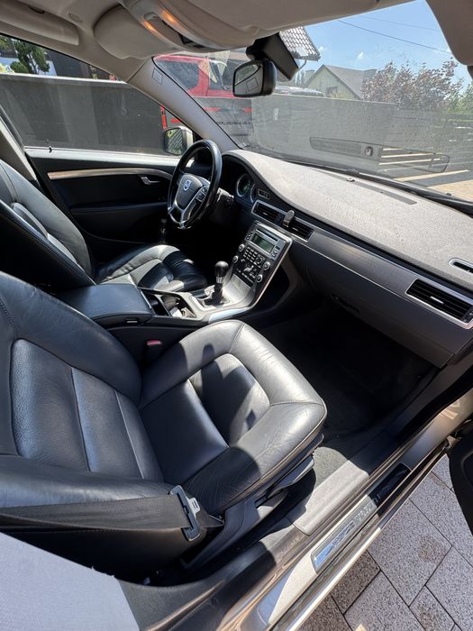 Volvo V70 Summum