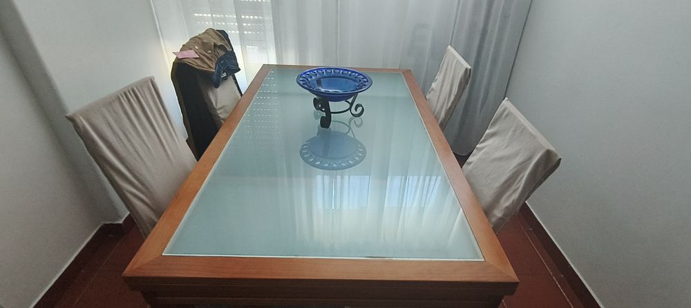 Conjunto mesa de jantar