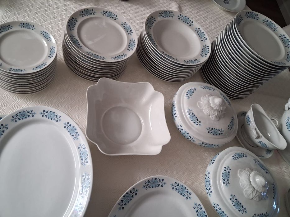Conjunto vista alegre447156165564190723