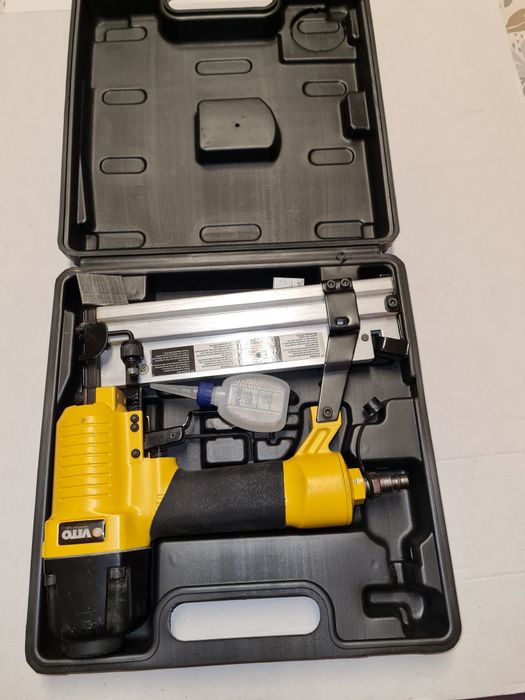 Agrafador  para compressor