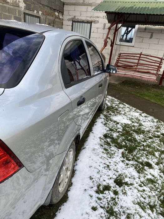 Шевроле  Aveo 1.5 2007