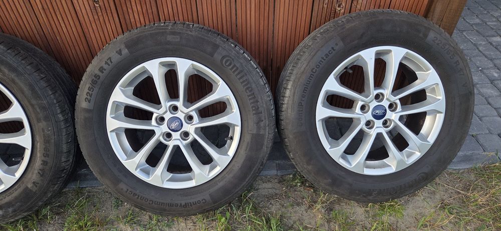 5x108 Volvo Xc60 Ford 225 65 R17 Conti Premium 5