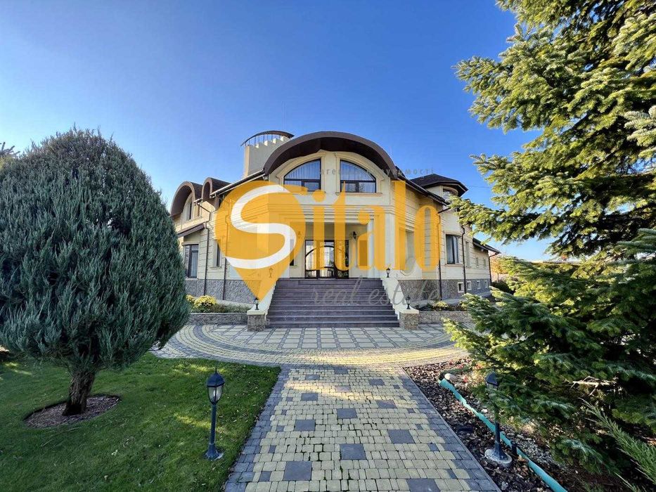 Дом с выходом на Днепр на Осокорках в закрытом кооперативе с охраной