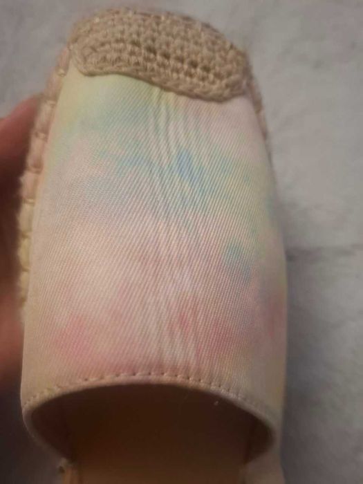 Nowe tęczowe wiązane espadryle, ideal Shoes rozmiar 39