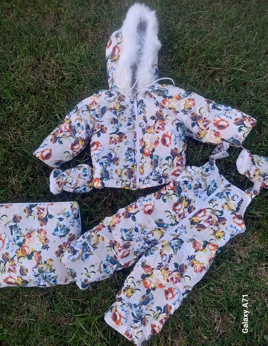 Комбінезони на дівчинку від 0 до 3ьох років