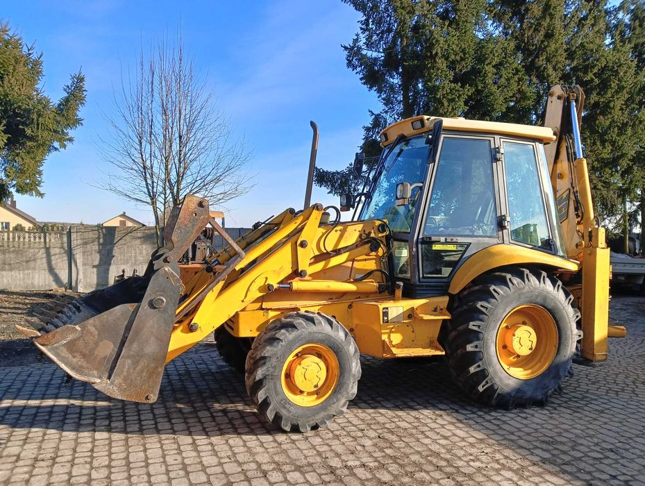 Prace ziemne usługi koparko ładowarką i koparkom obrotową