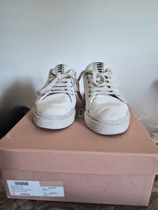 Tenis brancos Miu Miu