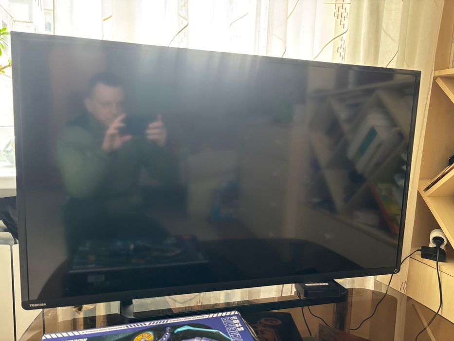 Телевізор Toshiba 40L2400D