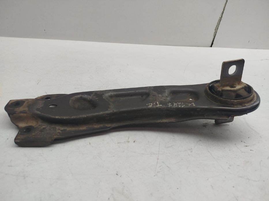 Braço de suspensão trás esquerdo MERCEDES-BENZ Classe A (W176)