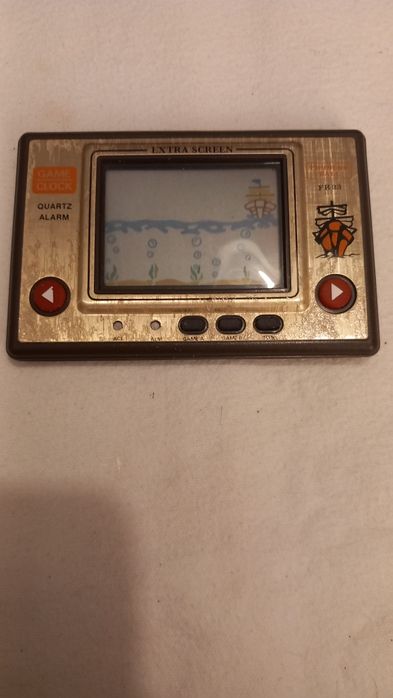 Consola de jogos portátil Tronica Thunder Ball FR-23 de 1982.