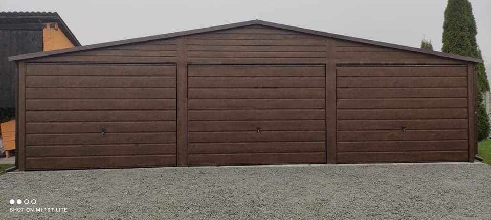 Garaż blaszany drewnopodobny