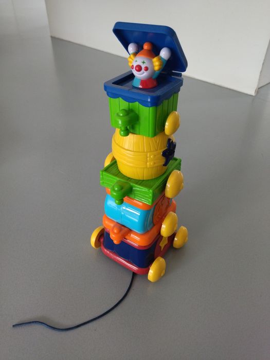 Comboio Chicco empilhável