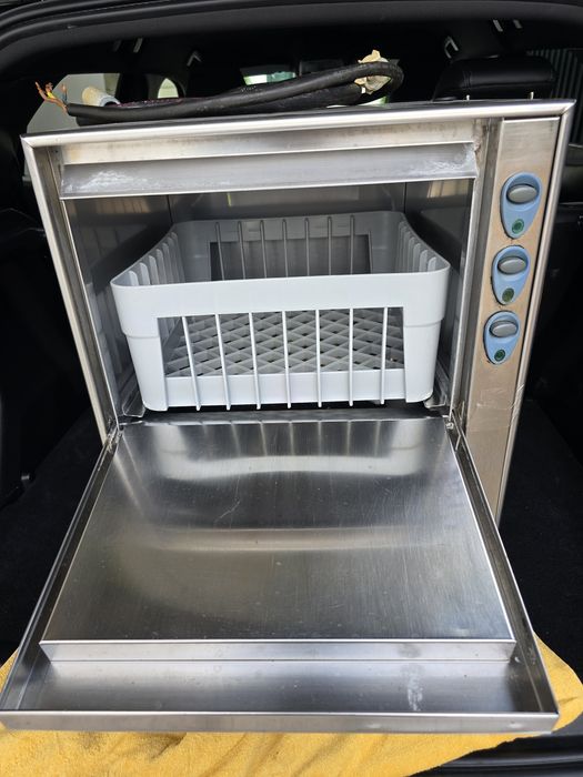 Máquina Lavar Loiça/Copos Industrial DIHR Derby CF (Para Peças/Reparar)