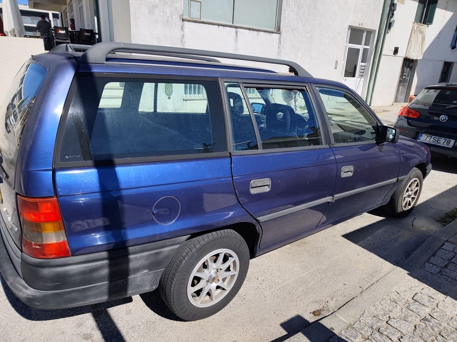 Opel Astra 95 Gasoléo foto 2