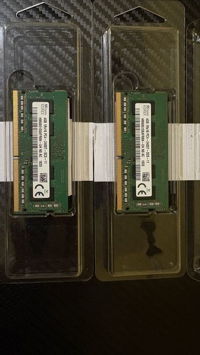 Оперативна пам’ять SK hynix DDR4 8 ГБ (2×4 ГБ) SODIMM 2400 МГц