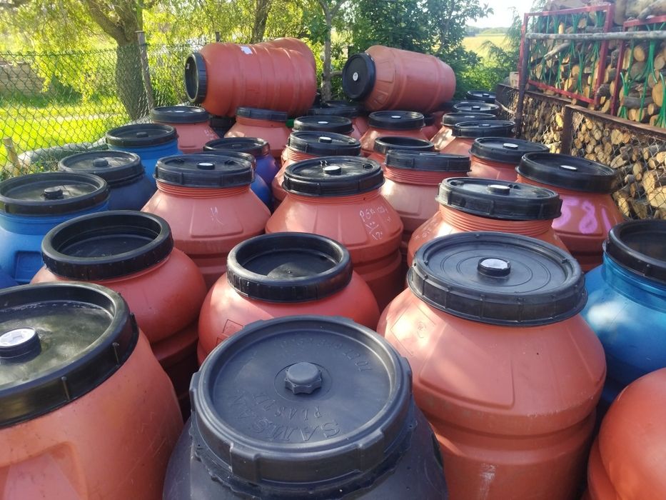 Pojemniki beczka beczki 220 l woda deszczówka