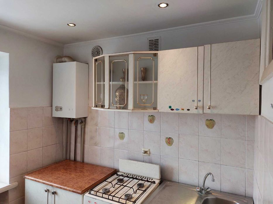 Оренда 2к квартири з інд.опаленням, меблями і п.технікою на бл.Н.Світі