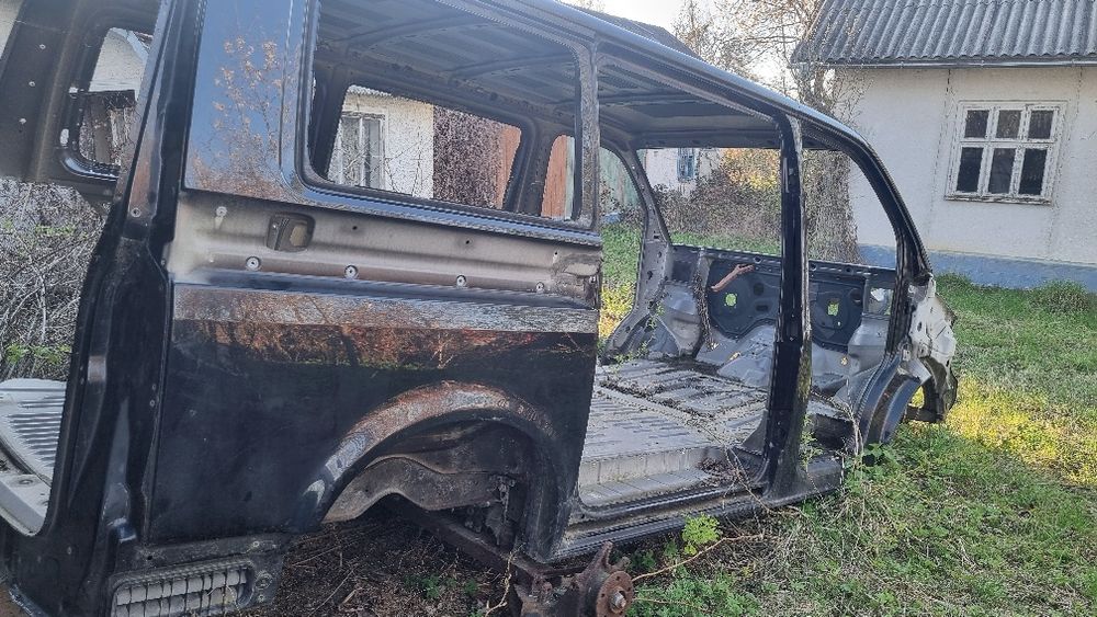 Кузов Фольксваген т 5 бочина, четверть