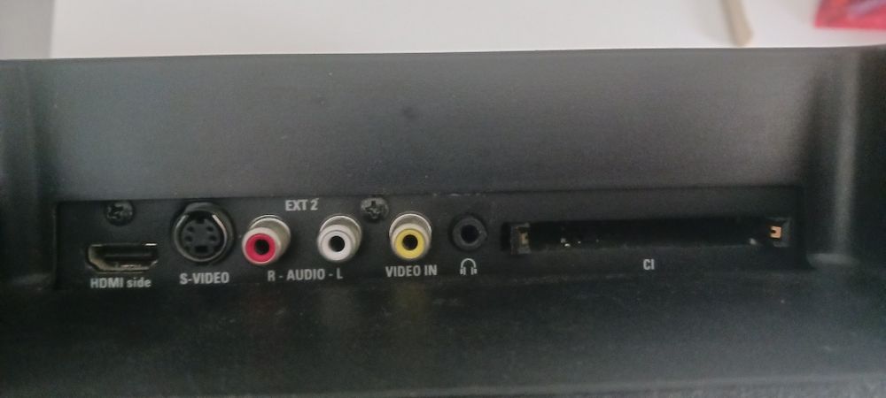 Monitor/ TV LCD Philips 19 Preta