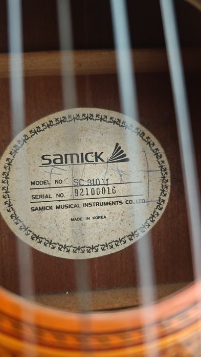 Guitarra  SAMICK  em bom estado
