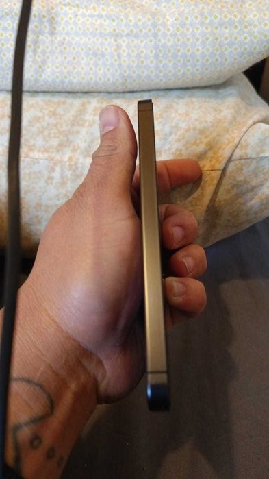 SAMSUNG S24 256G 2 meses de uso